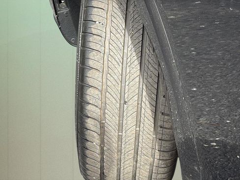 Used 2026 Genesis GV70 2.5T Sport Prestige image 11