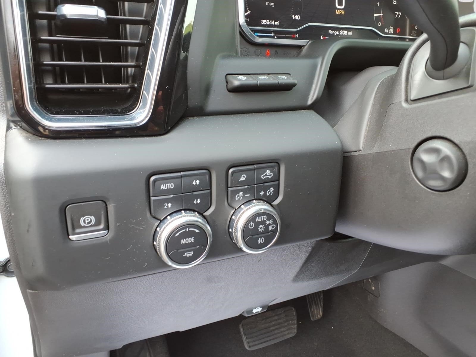 Used 2024 GMC Sierra 1500 Denali w/ Technology Package AWD/4WD image 21