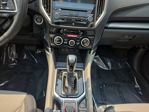 Used 2019 Subaru Forester Limited AWD/4WD image 11