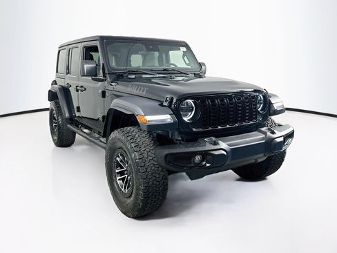 Used 2024 Jeep Wrangler Unlimited Sport AWD/4WD image 3