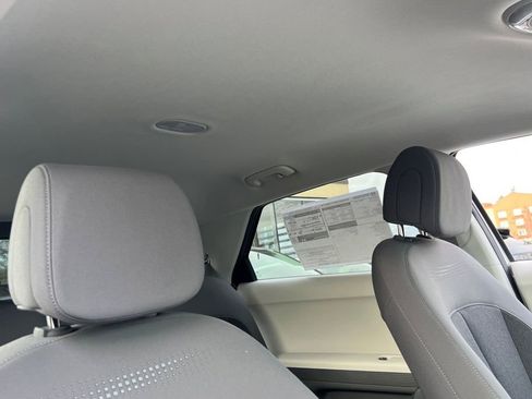 New 2026 Hyundai Ioniq 5 SE AWD/4WD image 15