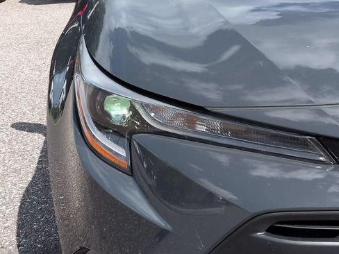 Certified 2025 Toyota Corolla LE FWD image 10