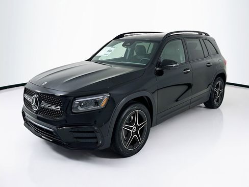New 2026 Mercedes-Benz GLB 250 4MATIC image 3