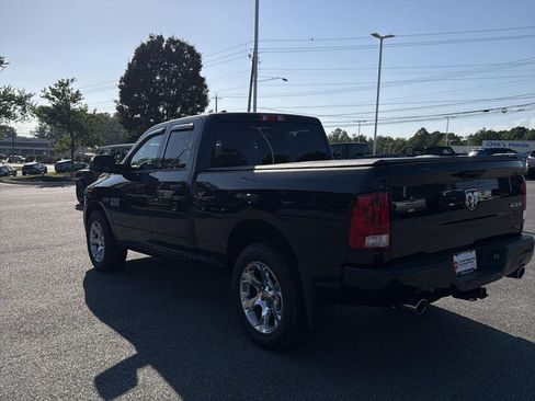 Used 2018 RAM 1500 Express AWD/4WD image 7