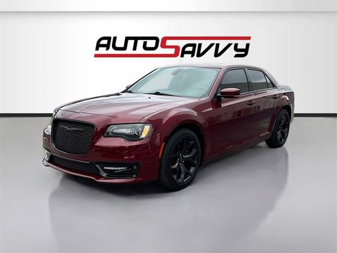 Used 2022 Chrysler 300 S image 3