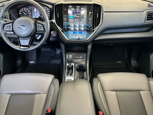 Used 2023 Subaru Ascent Onyx Edition AWD/4WD image 13
