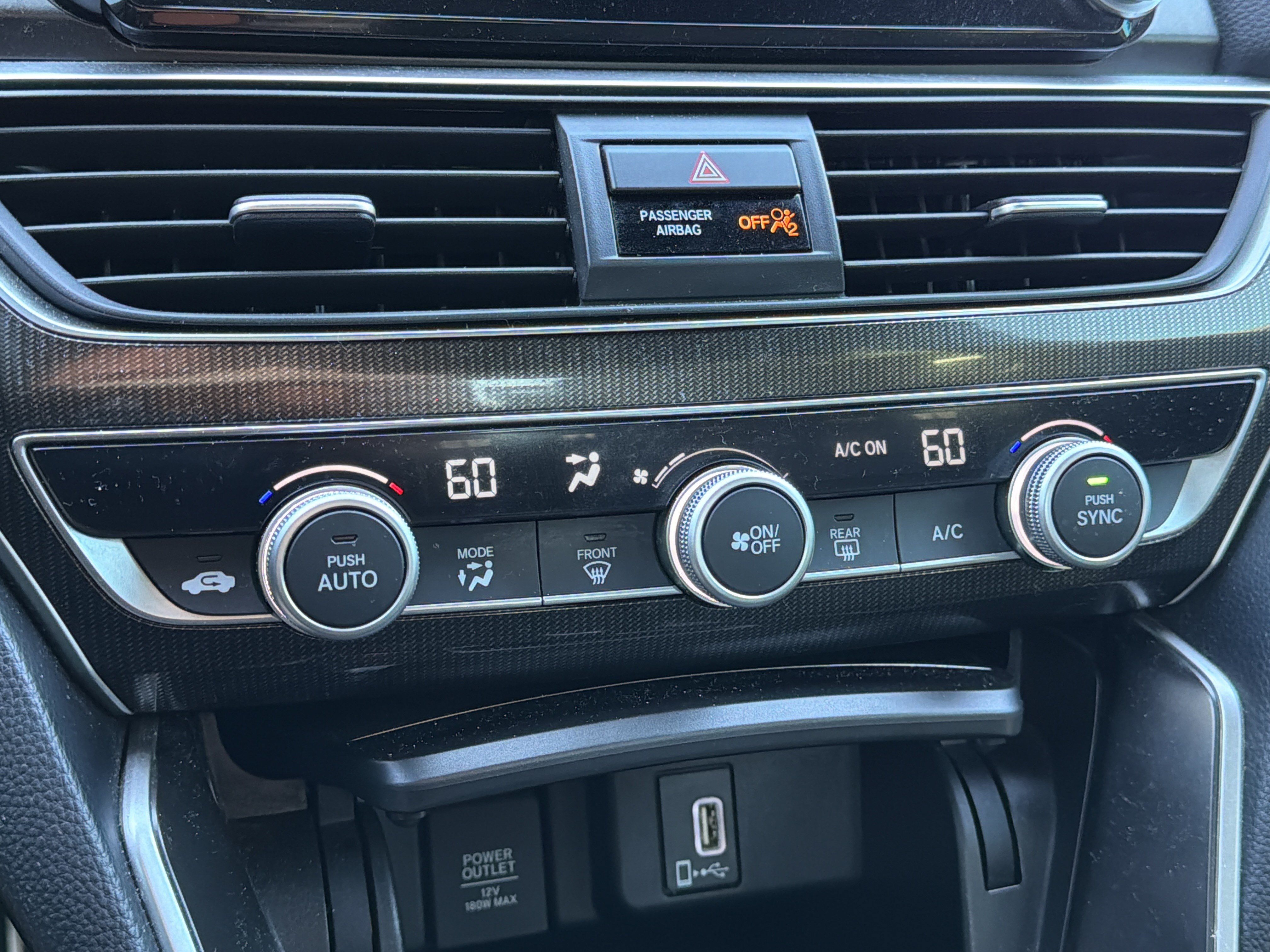 Used 2018 Honda Accord Sport image 6