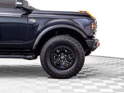 Used 2024 Ford Bronco Wildtrak image 36