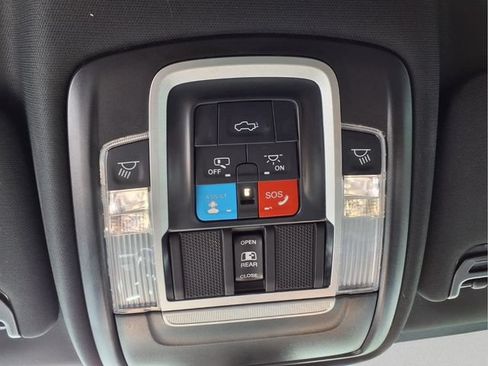 Used 2024 RAM 3500 Limited w/ Towing Technology Group AWD/4WD image 39