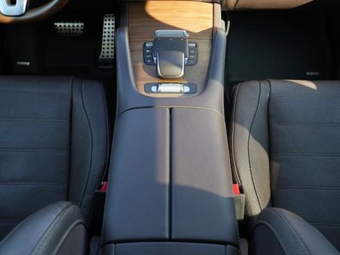 Certified 2023 Mercedes-Benz GLS 580 4MATIC image 29