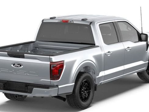 New 2026 Ford F150 XLT w/ XLT Black Appearance Package AWD/4WD image 25