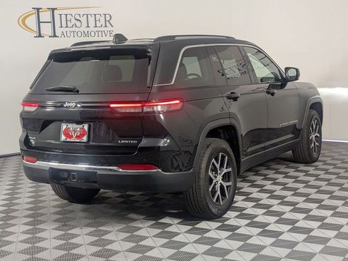 Certified 2023 Jeep Grand Cherokee Limited AWD/4WD image 7