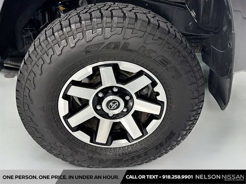 Used 2021 Toyota 4Runner TRD Off-Road Premium w/ Moonroof Package AWD/4WD image 34
