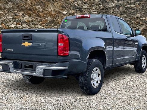 Used 2015 Chevrolet Colorado W/T image 2