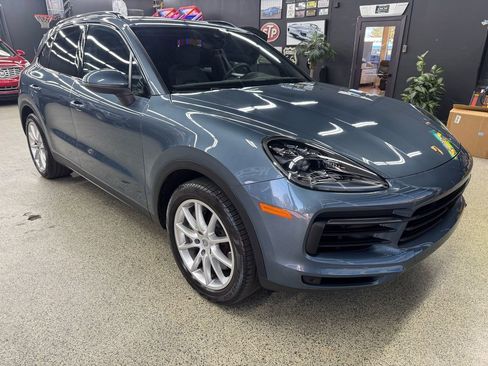 Used 2019 Porsche Cayenne S image 7