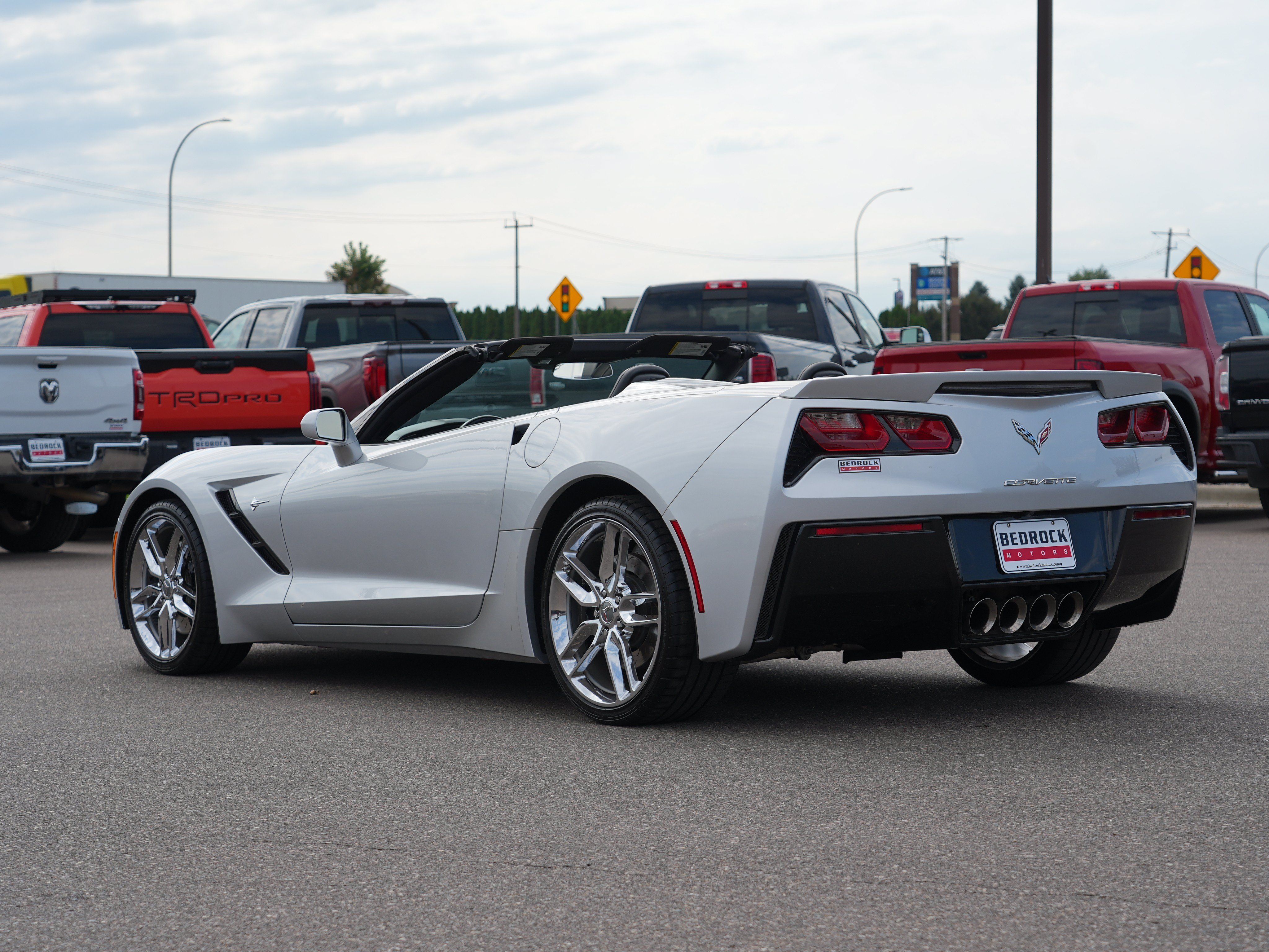 Used 2014 Chevrolet Corvette Stingray Convertible w/ 2LT Preferred Equipment Group RWD image 5