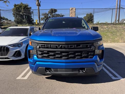 Used 2022 Chevrolet Silverado 1500 Custom image 2