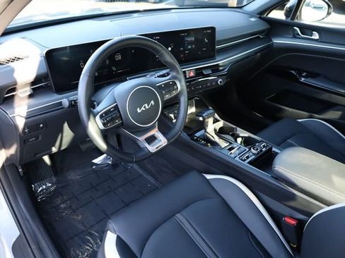 Certified 2025 Kia K5 GT-Line image 12