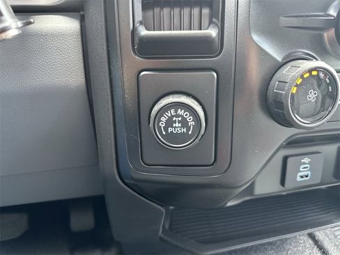 New 2025 Ford F250 XL w/ XL Chrome Package image 23