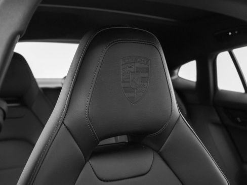 Certified 2025 Porsche Panamera 4 AWD/4WD image 21
