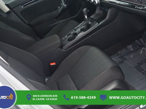 Used 2023 Honda Civic EX image 8
