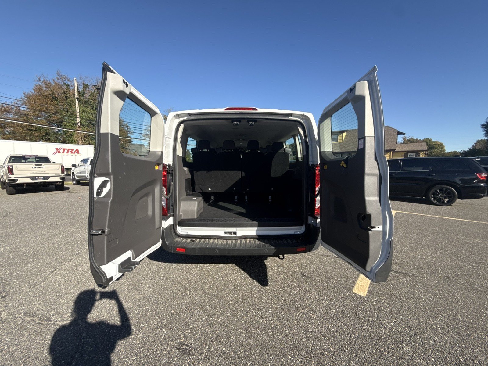 Used 2025 Ford Transit 350 XLT RWD image 21