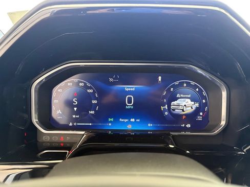 New 2026 Chevrolet Silverado 1500 RST AWD/4WD image 7