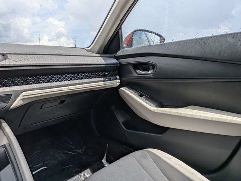 Used 2024 Honda Accord LX image 15