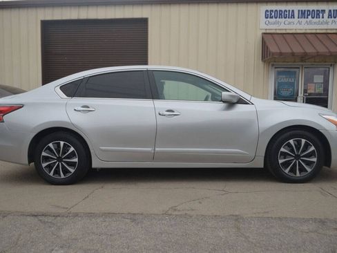 Used 2015 Nissan Altima 2.5 S w/ Power Driver Seat Package image 12
