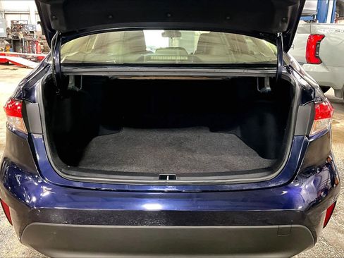 Used 2023 Toyota Corolla LE w/ Carpet Mat Package (TMS) FWD image 30