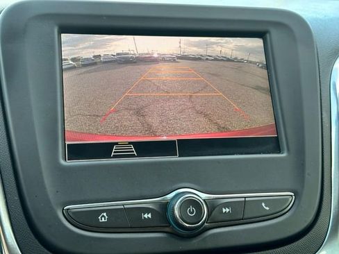 Used 2023 Chevrolet Equinox LT image 21