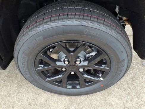 New 2026 Jeep Grand Cherokee Altitude RWD image 19