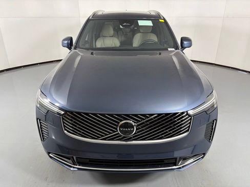 New 2026 Volvo XC90 B5 Plus w/ Protection Package AWD/4WD image 4