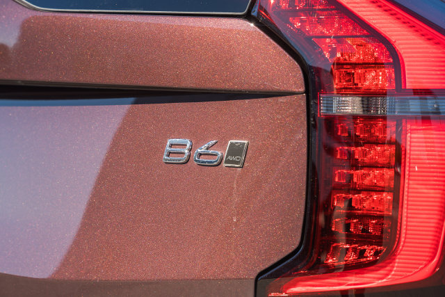 New 2027 Volvo XC90 B6 Plus AWD/4WD image 8
