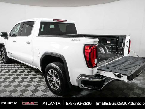 Used 2025 GMC Sierra 1500 SLT AWD/4WD image 30