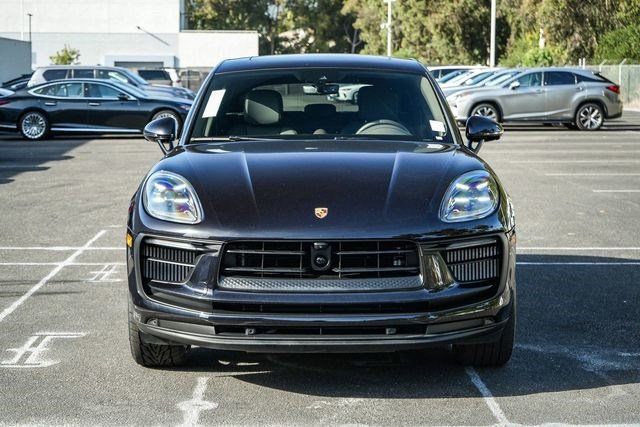 Used 2022 Porsche Macan S AWD/4WD image 2