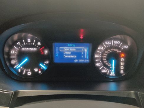 Used 2014 Ford Edge SE FWD image 23