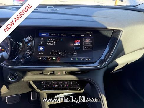 Used 2023 Buick Envision Essence w/ Sport Touring Package image 8