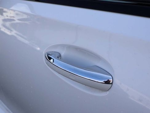 Used 2025 Mercedes-Benz C 300 4MATIC Sedan image 45