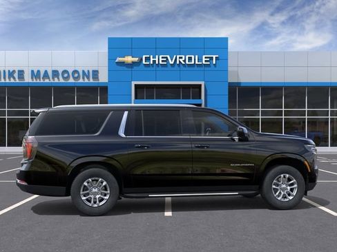New 2026 Chevrolet Suburban LS RWD image 5