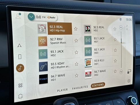 New 2026 Land Rover Defender 130 S image 23