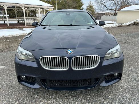 Used 2013 BMW 550i xDrive Sedan image 2