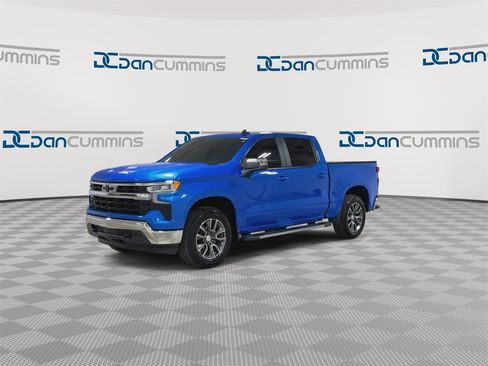 Used 2025 Chevrolet Silverado 1500 LT w/ Leather Package image 5