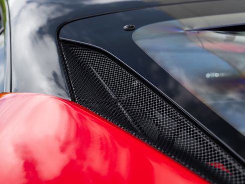 Used 2022 Ferrari F8 Tributo image 35