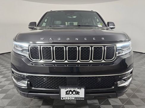 Used 2022 Jeep Wagoneer Series I AWD/4WD image 8