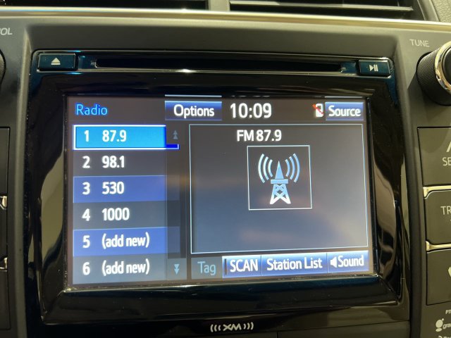 Used 2017 Toyota Camry XLE FWD image 12