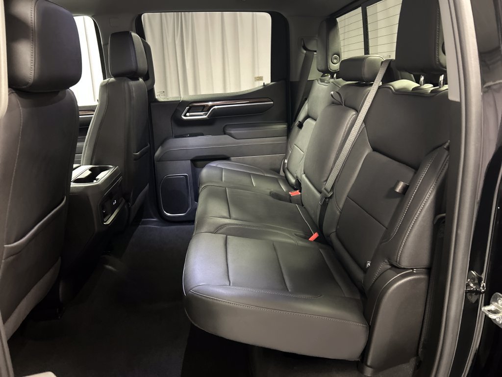 Used 2026 Chevrolet Silverado 1500 RST w/ Safety Package AWD/4WD image 23