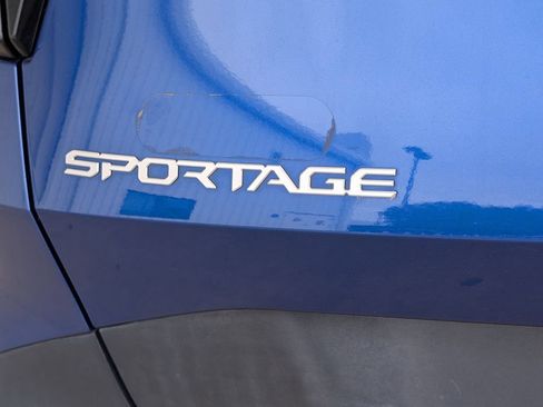Used 2023 Kia Sportage EX FWD image 30