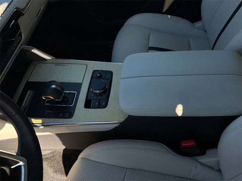 Certified 2024 MAZDA CX-90 3.3 Turbo S w/ Premium Plus image 10