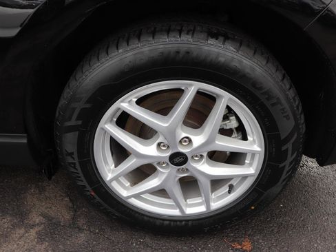 Used 2023 Ford Edge SEL image 54